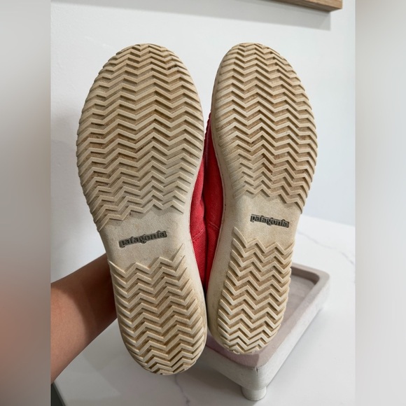 Patagonia Size 10 Vibrant Red Boat Shoes - Picture 9 of 9